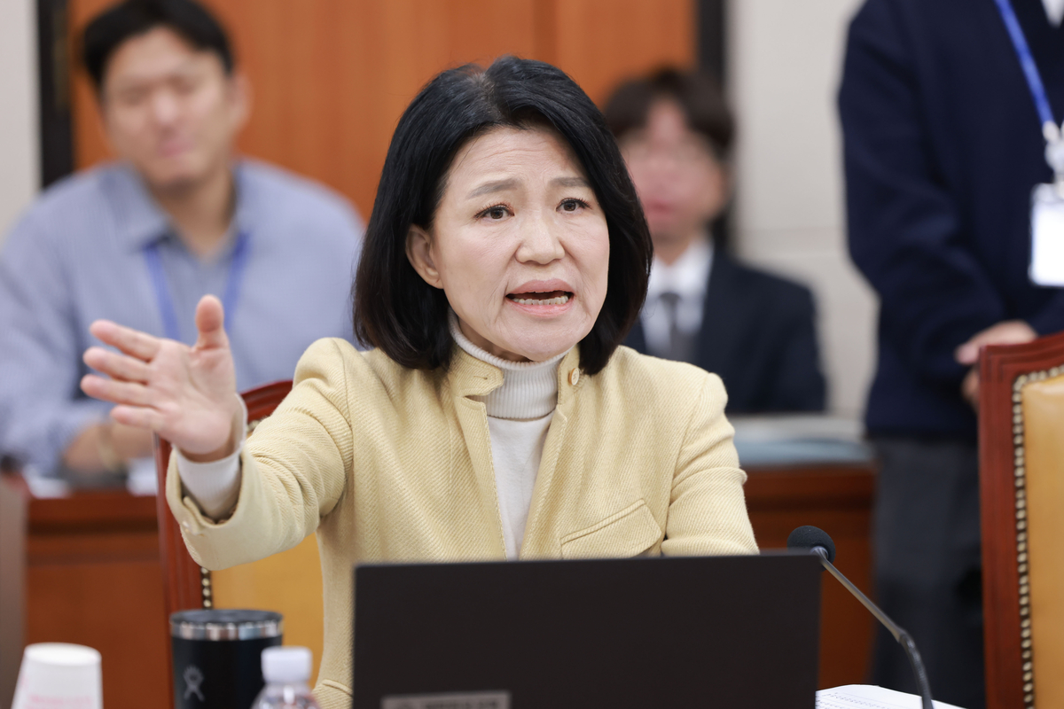 헌정사상 최초, 국감 제척에 브레이크 건 헌재…국회 독주에 법동 제동