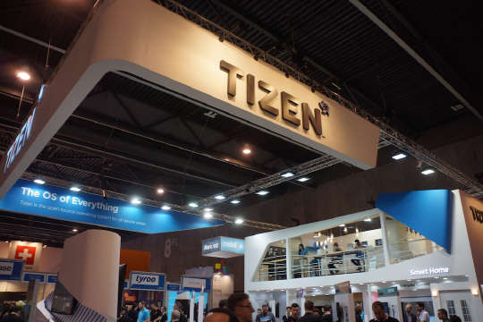 갤미니와 비슷한 타이젠폰 ‘Z1’, 화면에 둥근 아이콘이…