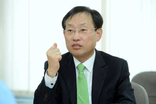 [월요 초대석] `한국판 알리바바` 육성 시급… 