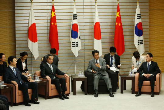 한·중·일 "북 미사일 도발에 국제사회 대응 주도"