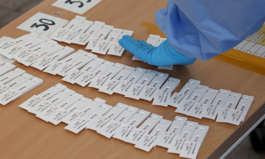 [THE BIO] 1분 1초마저 아까운 15분짜리 진단 경쟁