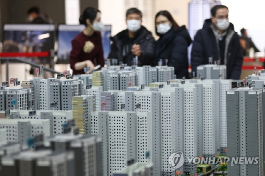 `고분양가`로 안팔리는 미분양? 그거 `전략`인데요 [이미연의 발로 뛰는 부동산]