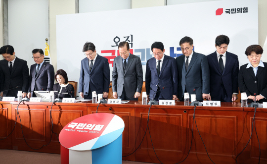 [윤선영의 국회법슐랭] 여야 총출동한 산불…피해 복구·유가족 지원 법안 현황은?