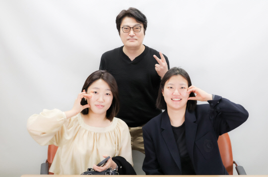 [희대의 NOW 구독중] 골방서 시작된 미디어 실험… 경계 허무는 변화의 기록자들